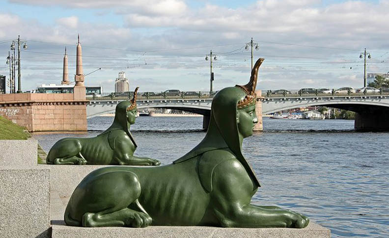 Sphinxes on Kamenoostrovsky bridge